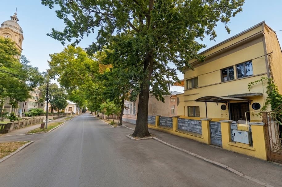 Birouri de închiriat Brăila — sediu firmă, fațadă exterioară
